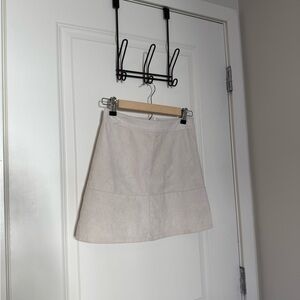 Lulu's Suede Cream Mini Skirt Like-New